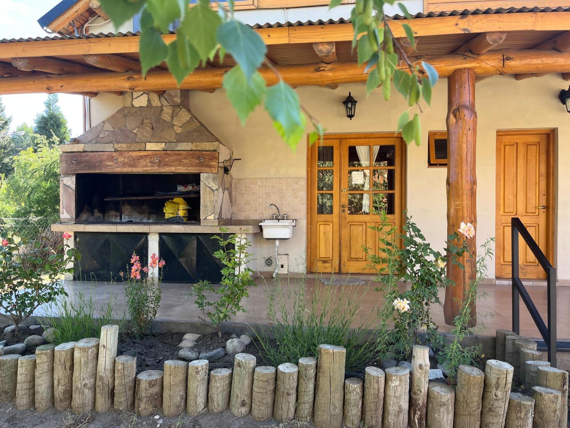 Complejo Hotelero Illihue - Cabanas & Hosteria Junín de los Andes Exterior photo